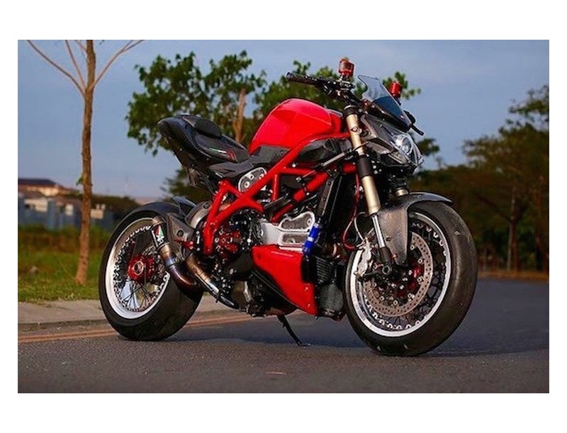 848 & 1098 STREETFIGHTER GP1/R & GP2/R DE CAT RACE EXHAUST SYSTEM